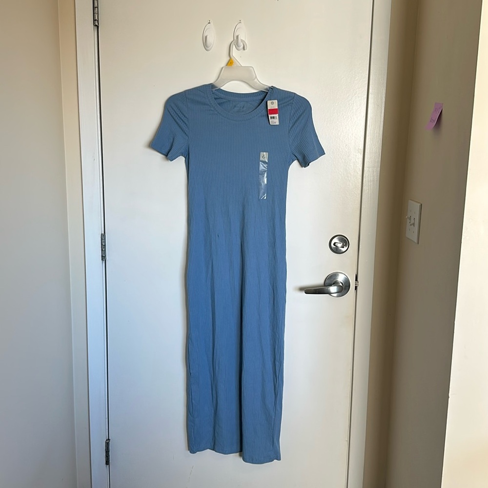 T-shirt dress, never worn.